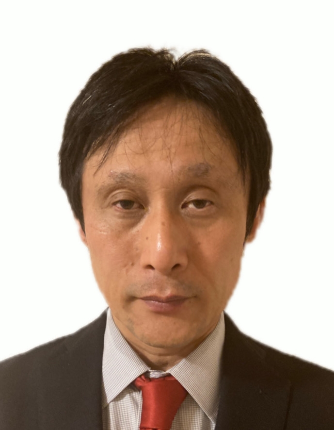 正本謙一　大使
